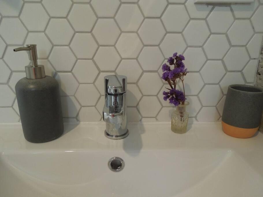 Apartament Raglan, Walk To Harbour And Town, Garden Views Zewnętrze zdjęcie